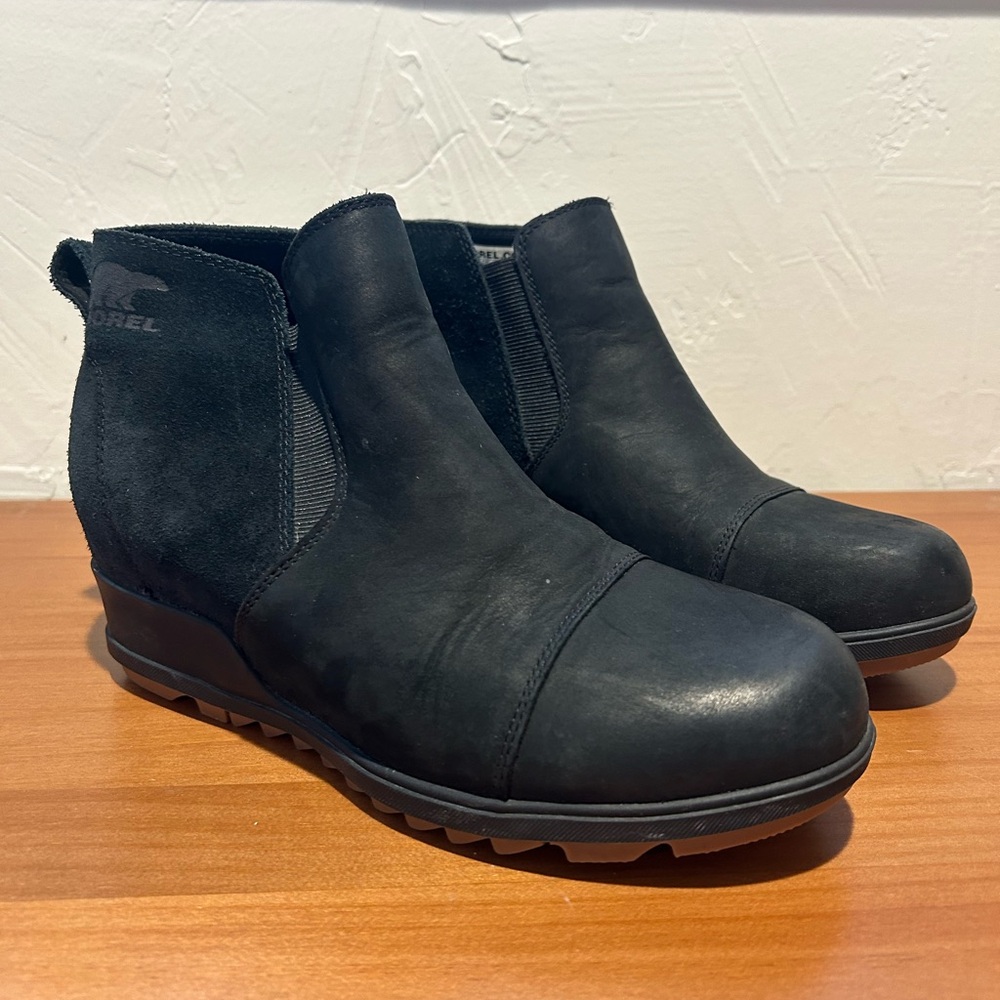 Sorel Women Black Ankle Boots size 8.5 excellent condition